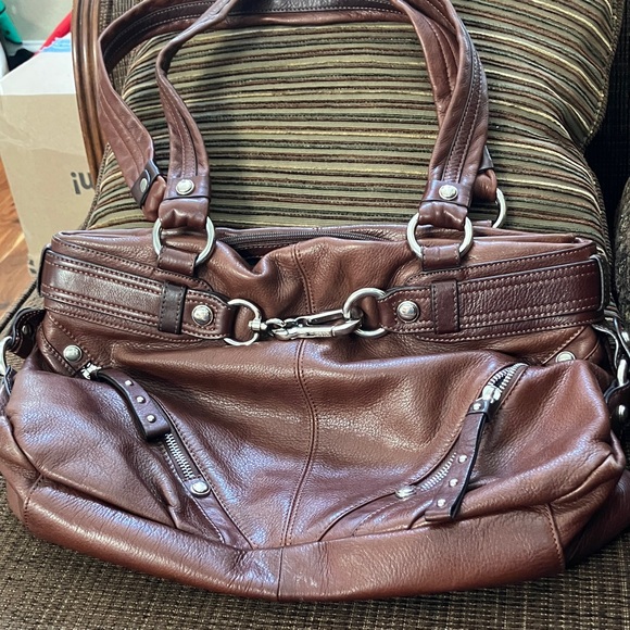 B. Makowsky Rich Brown Shoulder Bag - Picture 1 of 3
